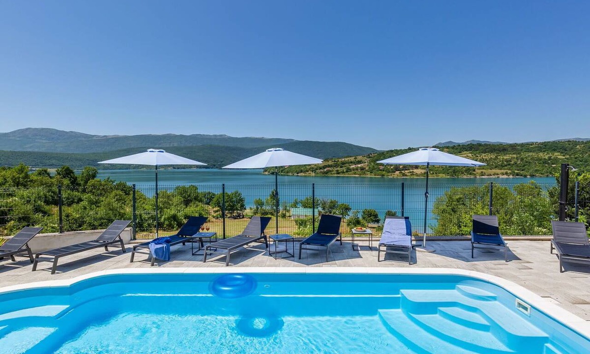 Garjak House | Beautiful private villa for 8 guests with WIFI, private pool, hot tub, A/C, TV and terrace