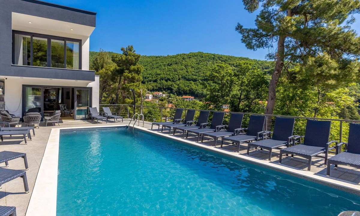 Moscenicka Draga Villa | Beautiful private villa with hot tub, WIFI, private pool, A/C, TV, terrace and pets allowed