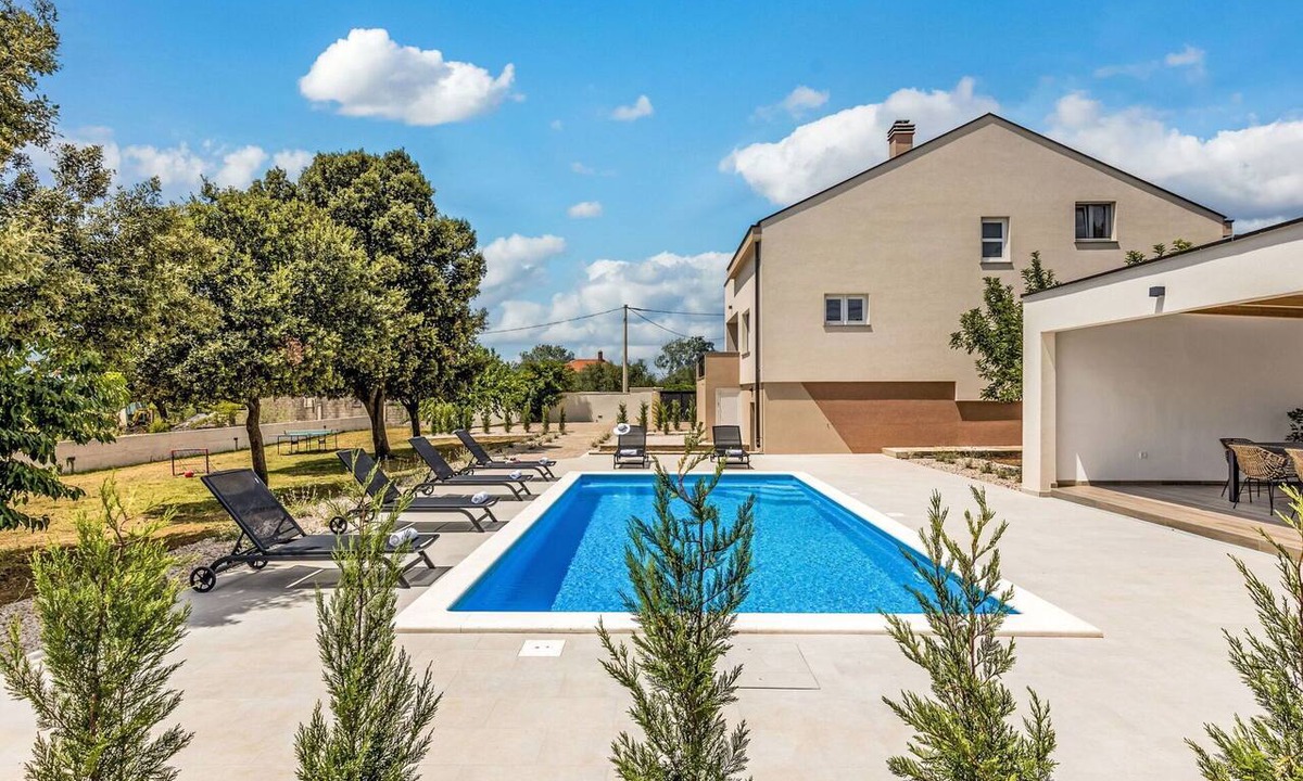 Murvica House | Beautiful private villa for 8 people with private pool, A/C, WIFI, TV and terrace