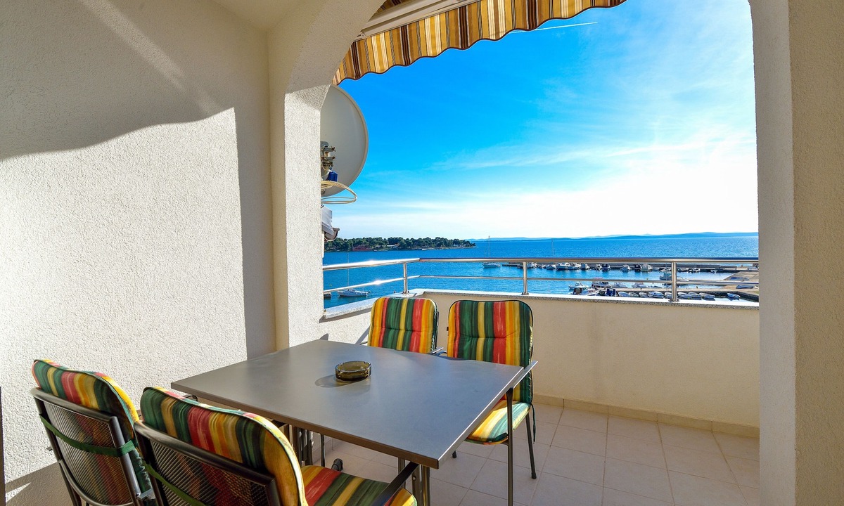 Petrcane Apartment | Beautiful sea view apartment