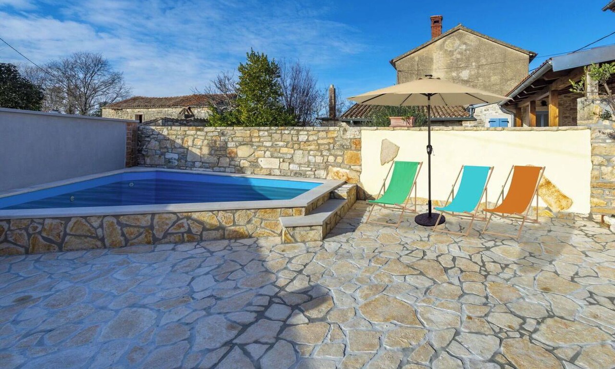 Butkovici House | Beautiful villa for 5 guests with A/C, private pool, WIFI, TV, terrace and pets allowed