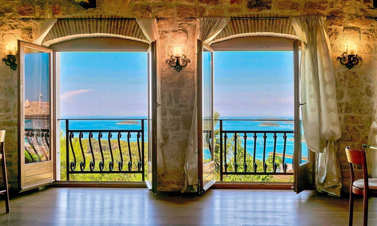 Vrsar House | Beautiful villa for 6 guests with A/C, WIFI, TV and pets allowed