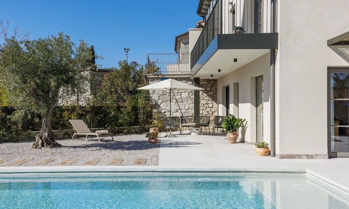 Dracevac House | Beautiful villa for 6 people with A/C, WIFI, private pool, TV and terrace