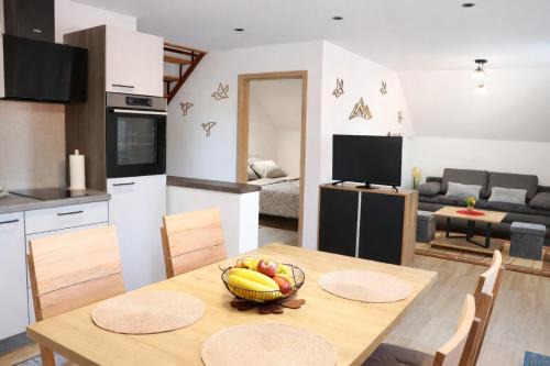 Gorje Apartment | Bled Castle View Apartment Medina