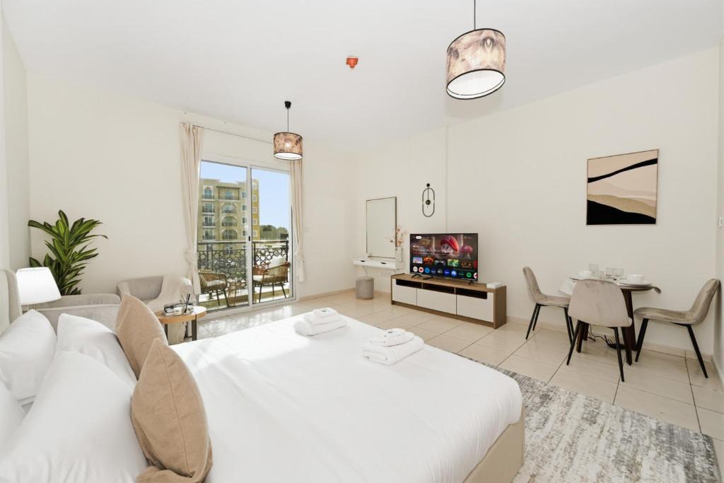 International City Apartment | Bloomfields Studio Emirates Cluster 24 Intl. City