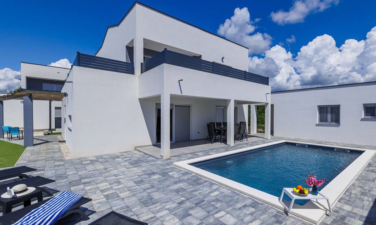 Svetvincenat House | Blue Rose by Interhome