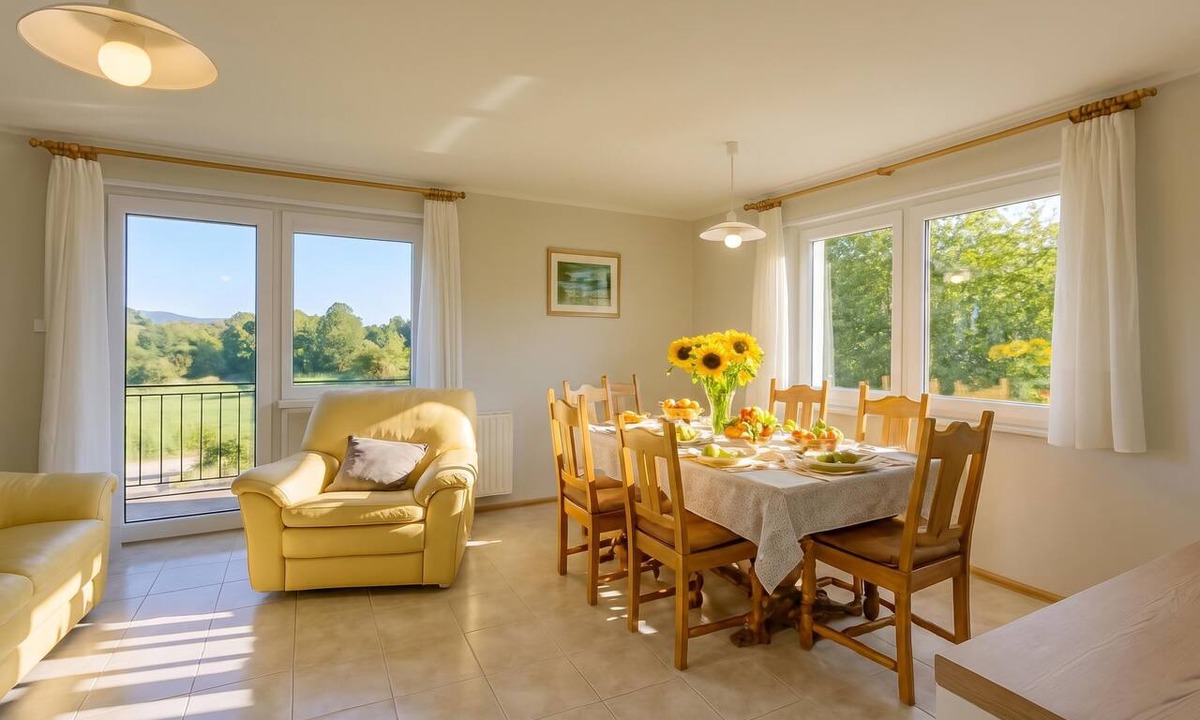 Sezana Apartment | Brin Karst Family Apartment with Balcony, Sežana, Slovenia