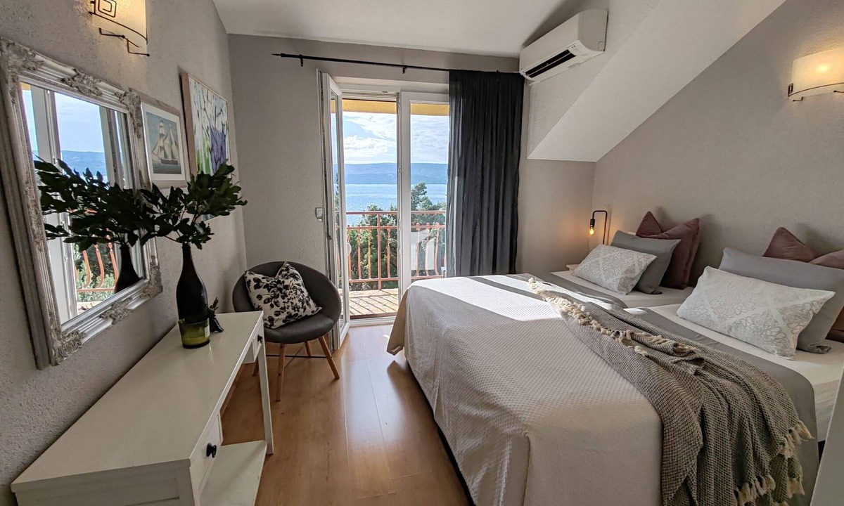 Stanici House | Casa Malinas by Interhome
