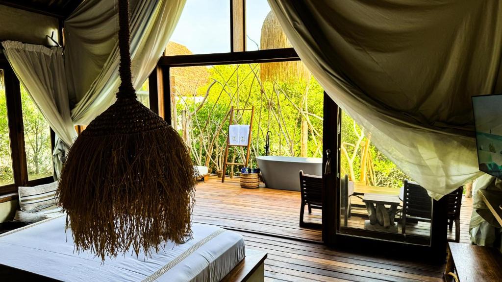 Dubai Hotel | Casa Mikoko Resort