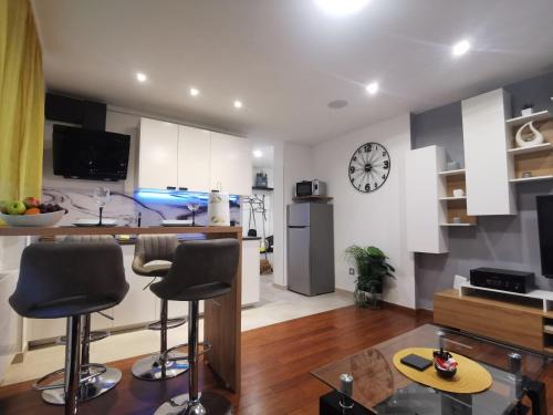 Zagreb Apartment | Central park Ribnjak