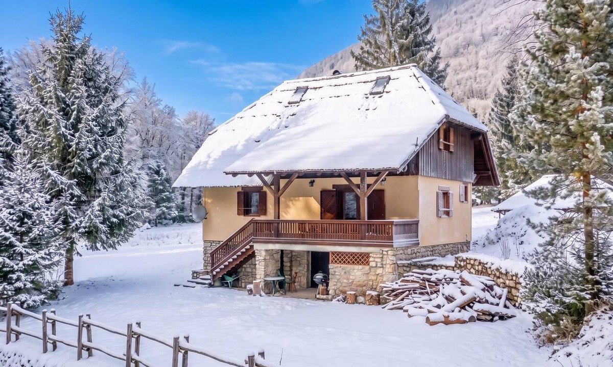 Bovec Ski Chalet | Chalet Primus in Soča Valley, Soča, Slovenia