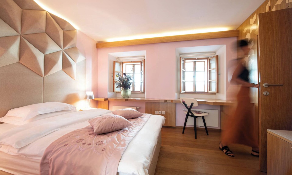 Ribnica Bed & Breakfast | Charming 4-Bedroom B&B Where Tradition Meets Modern Comfort