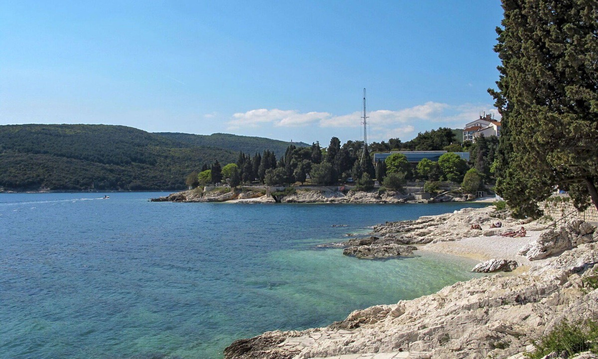 Rabac Apartment | Cosy apartment for 2 guests with WIFI, A/C, TV and terrace