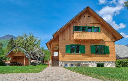 Ribcev Laz Ski Chalet | Cottage Suha