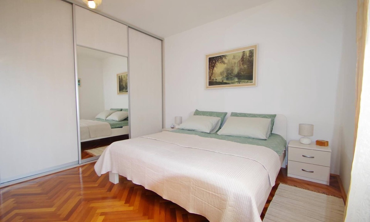 Gregovica Apartment | Cozy 2-bedroom apartment Aurelia in beautiful Pula
