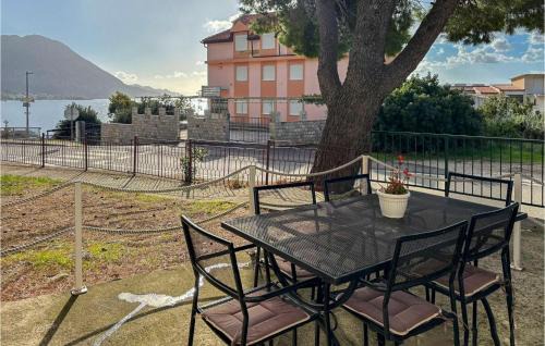 Podaca Apartment | Cozy Apartment In Makarska With Wifi