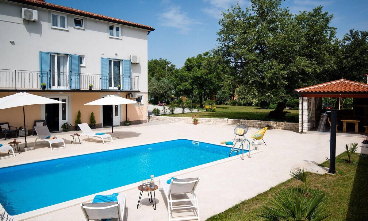 Krsete Apartment | Cozy apartment in Umag with private swimming pool, can be inside or outside