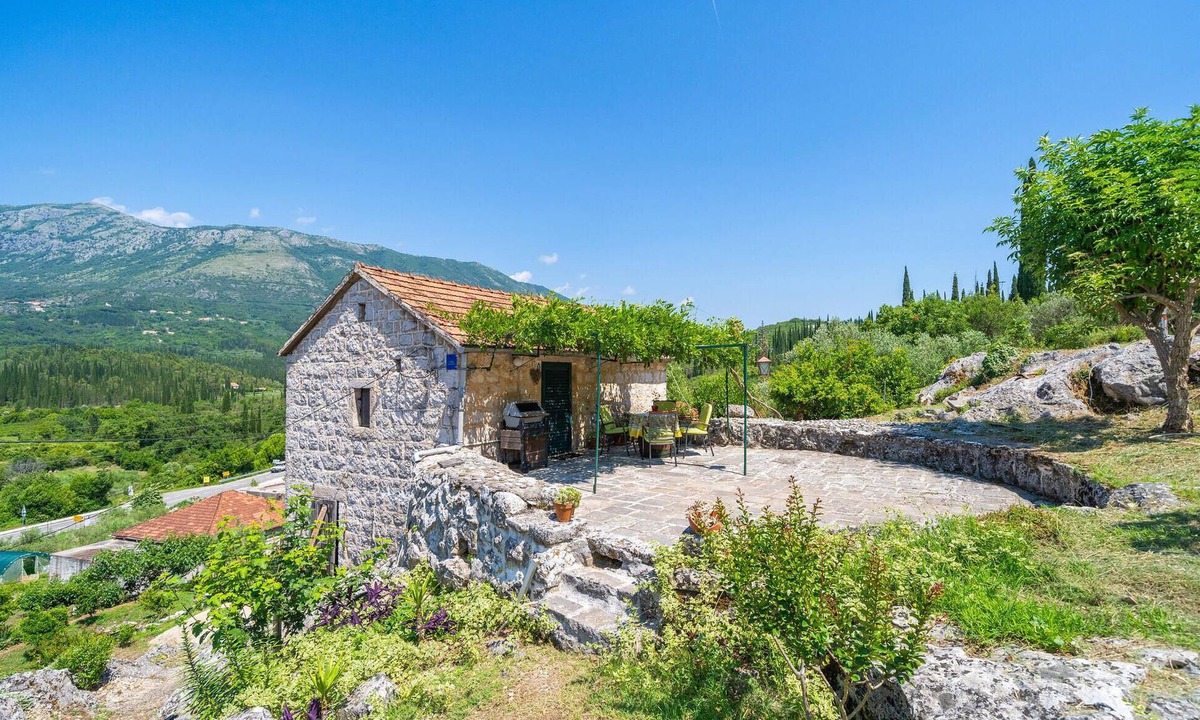 Konavle House | Cozy home in Gruda with WiFi