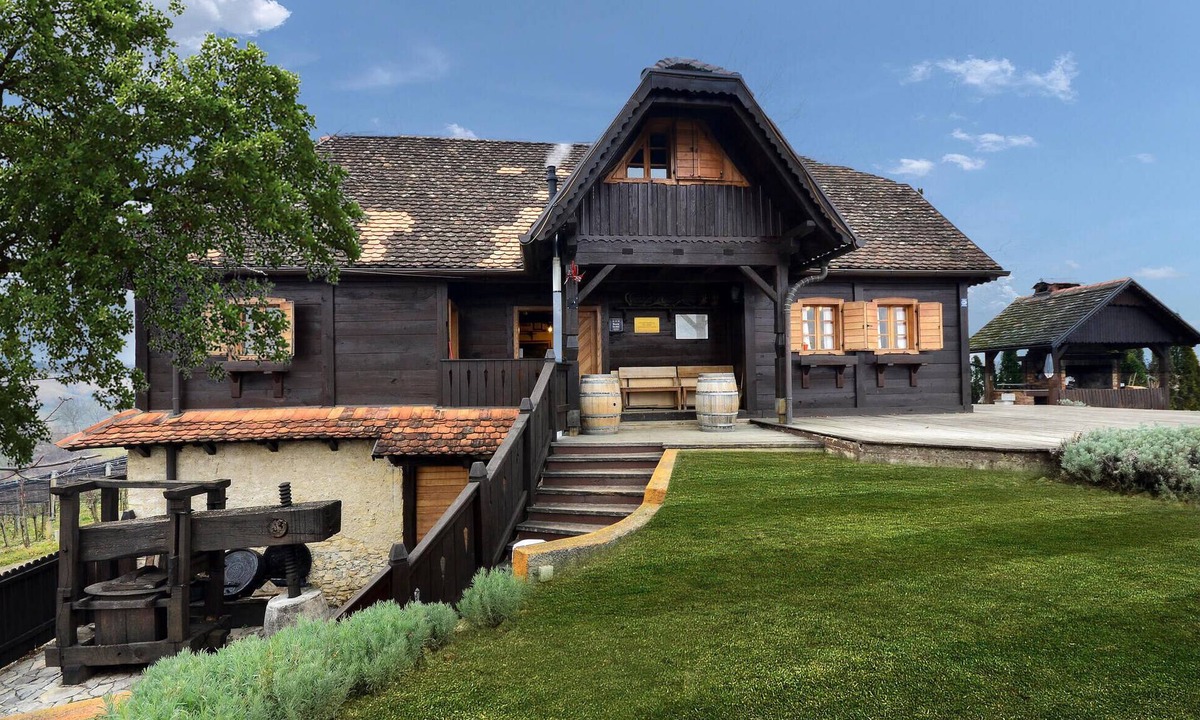 Breznik Plesivicki House | Cozy home in Jastrebarsko with WiFi
