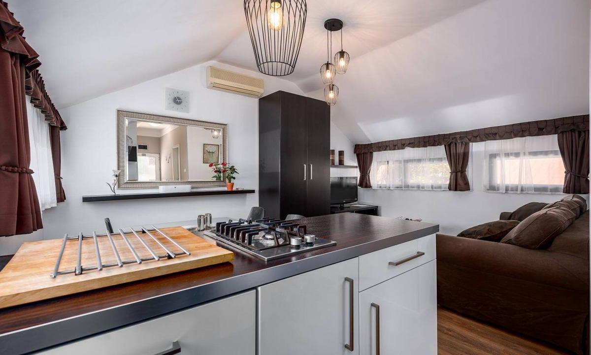 Katoro Apartment | Dog-friendly apartment just 300 meters from the beach