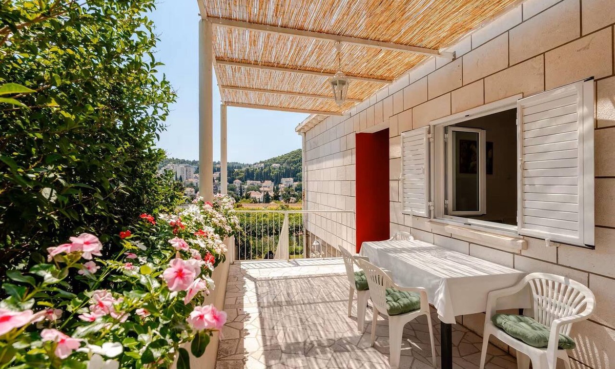 Babin Kuk Apartment | Dubrovnik Apartment with Private Terrace