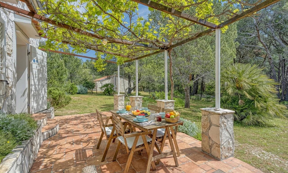 Cunski House | Eco House Zabodarski beach Terrace & Grill, Ćunski, Croatia