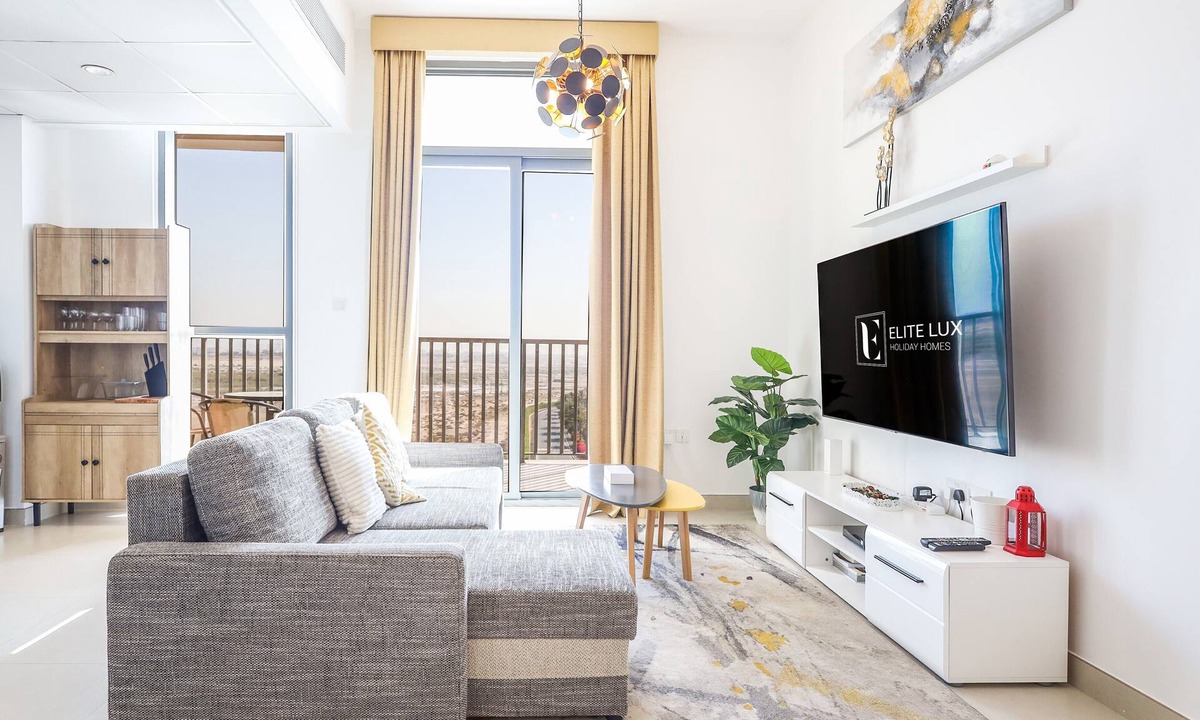 Dubai Production City Apartment | Elite LUX Holiday Homes - Modern 1BR Resort Amenities in Production City