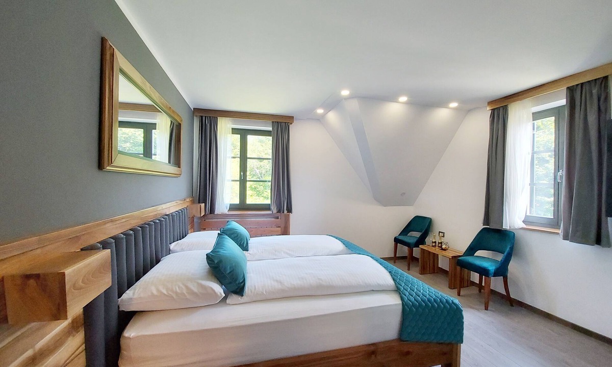 Jezerce Bed & Breakfast | Etno Boutique