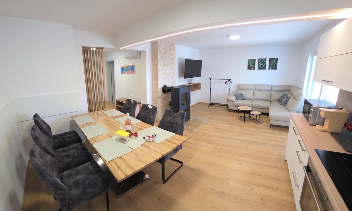 Sencur Apartment | Family apartment with sauna