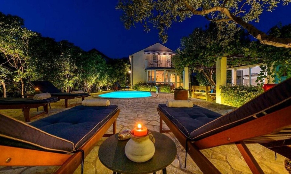 Zupa dubrovacka House | Family Four Bedroom Holiday Home with Pool