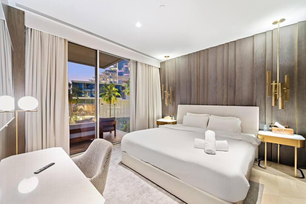 Palm Jumeirah Apartment | Five Palm Luxury - 2BR with Pool View, Gym & Prime Beach Stay