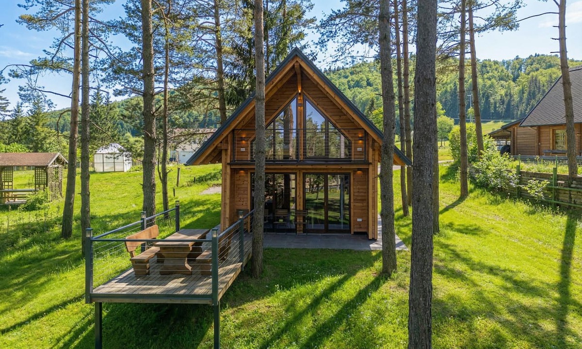 Velike Bloke Ski Chalet | Forest Princess Chalet near Lake Bloke, Bloke, Slovenia