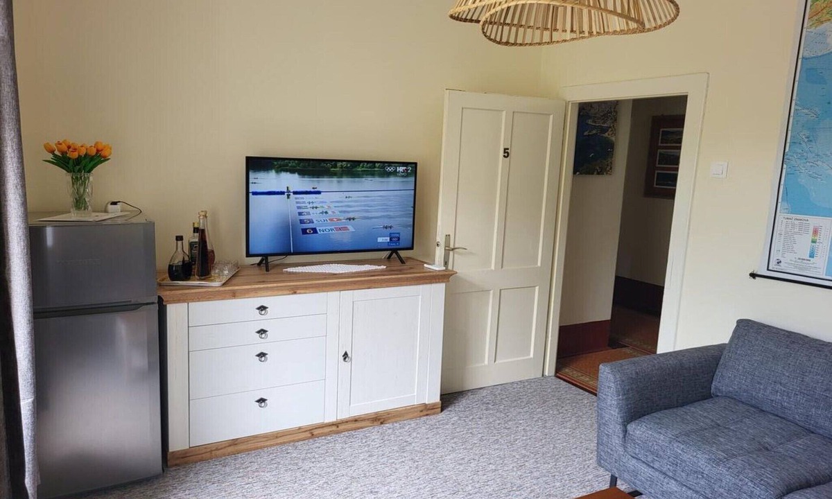 Broce Apartment | Four bedroom apartment