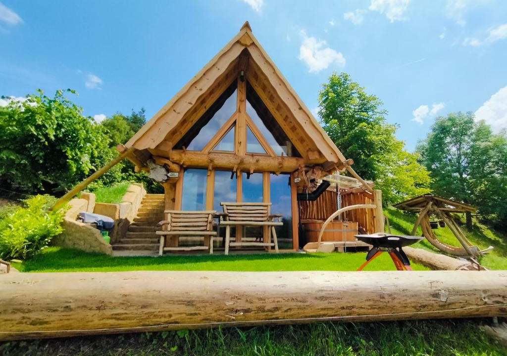 Bloke Resort | Glamping Lake Bloke
