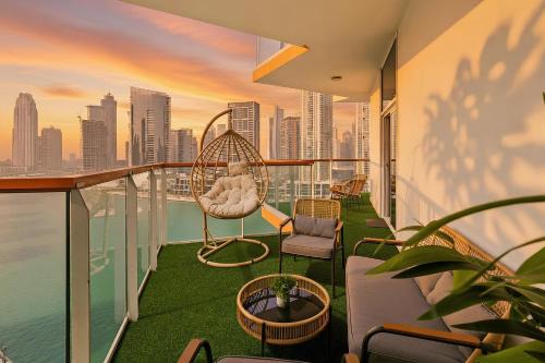 Business Bay Apartment | Gogoto5 Panoramic 2BR Waterfront Burj Khalifa View