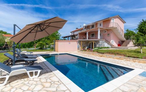 Sveti Ivan Dobrinjski Apartment | Gorgeous Apartment In Malinska With Swimming Pool