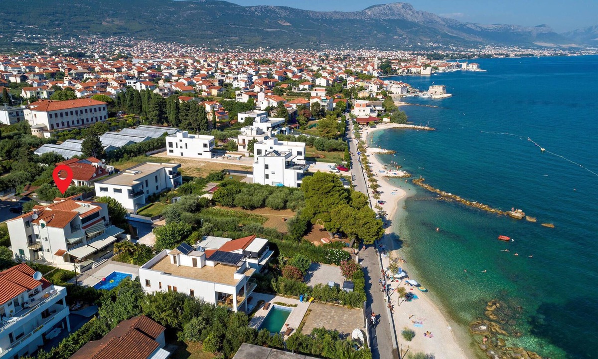 Kastel Stafilic House | Gorgeous home in Kastel Stafilic
