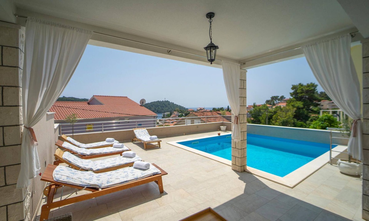 Brna House | Gorgeous home in Brna