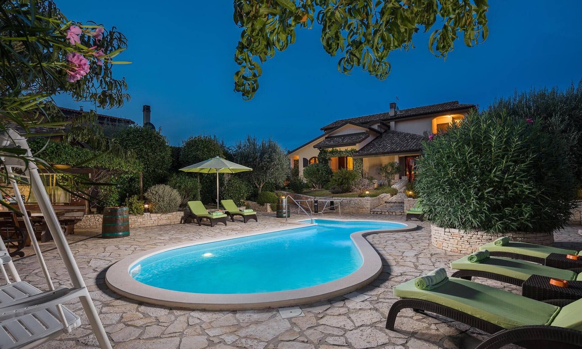 Kastel House | Gorgeous home in Buje
