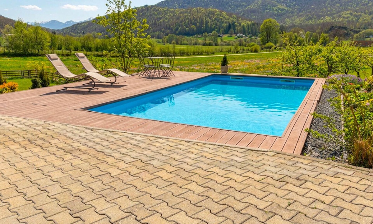 Gospic House | Gorgeous home in Buzim
