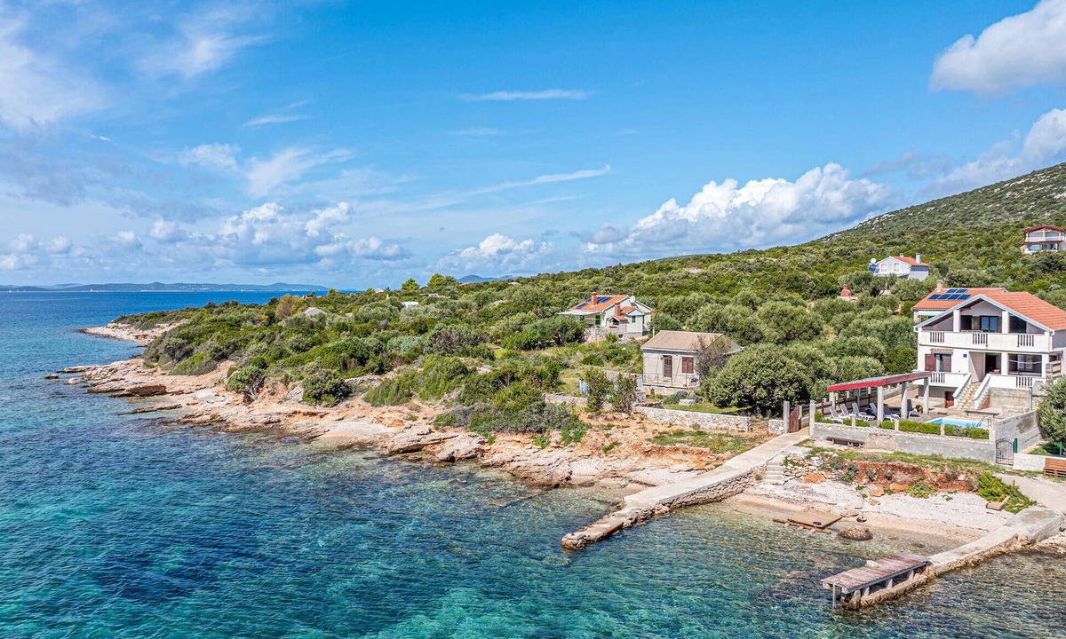 Dobropoljana House | Gorgeous home in Dobropoljana