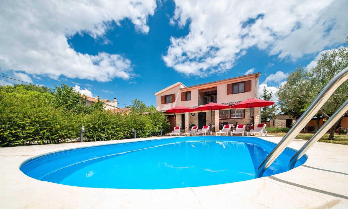 Lisicici House | Gorgeous home in Lisicic