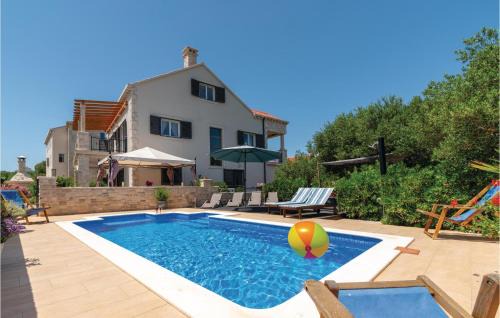 Lumbarda House | Gorgeous Home In Lumbarda With Sauna