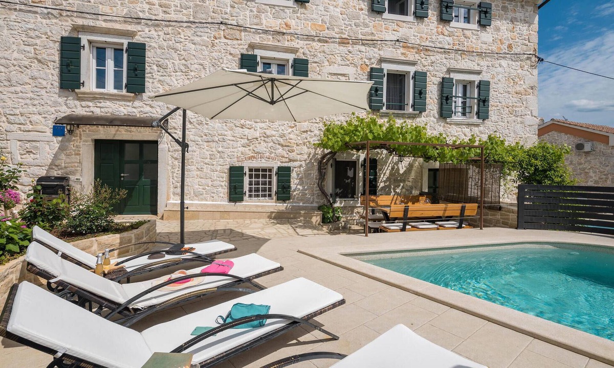 Dracevac House | Gorgeous home in Porec