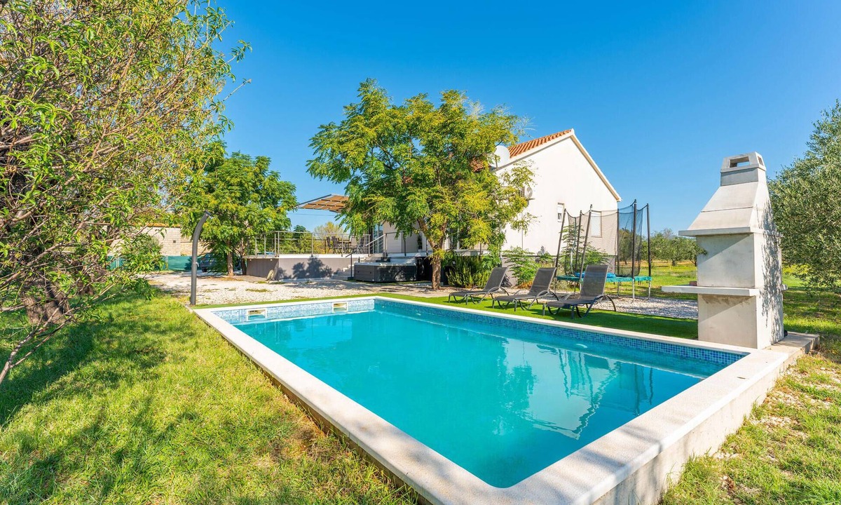 Skabrnja House | Gorgeous home in Prkos