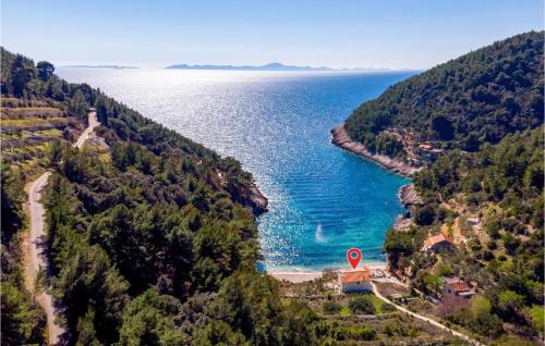 Pupnat House | Gorgeous Home In Pupnat With House Sea View