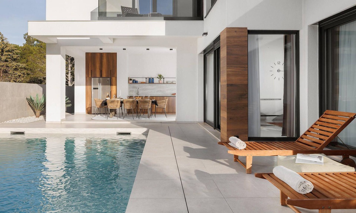 Zambratija House | Gorgeous home in Zambratija with sauna