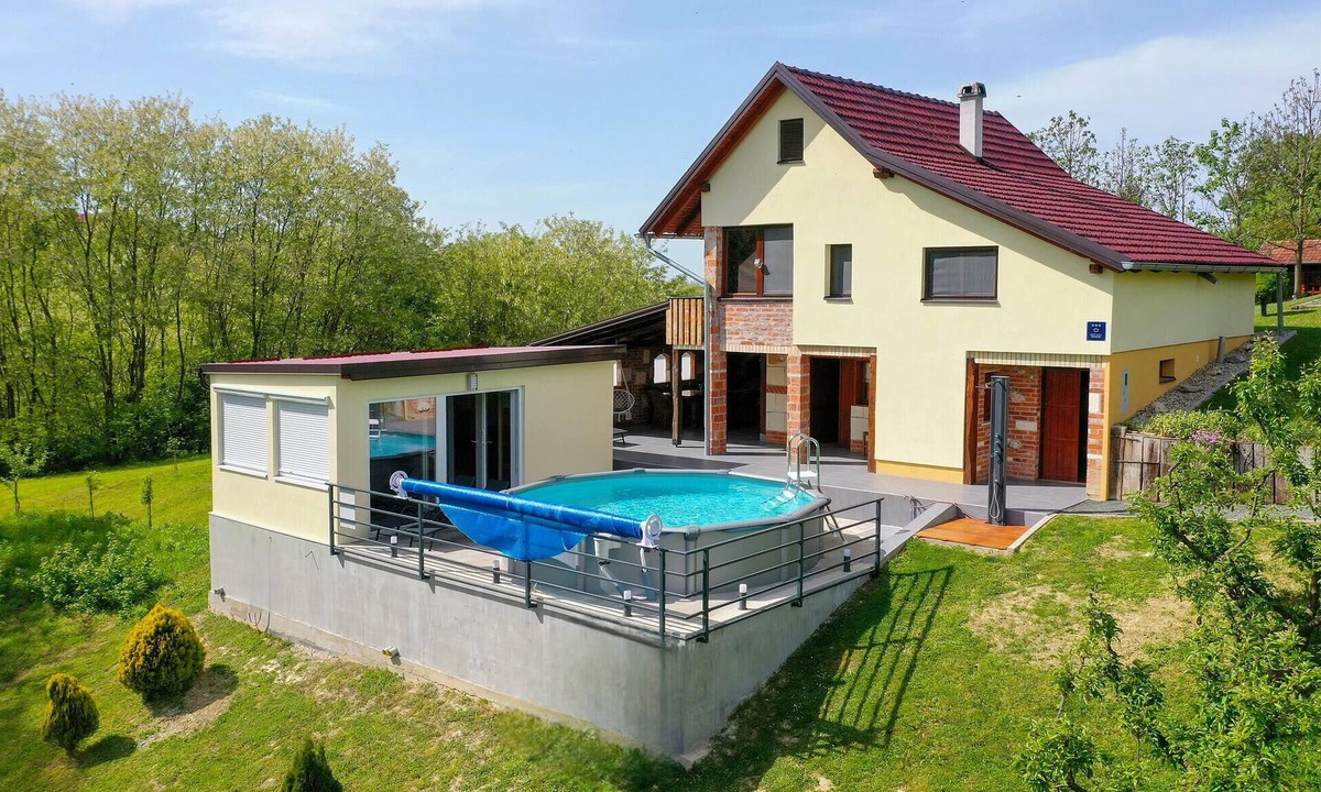 Sveti Ilija House | Gorgeous home in Zigrovec with sauna