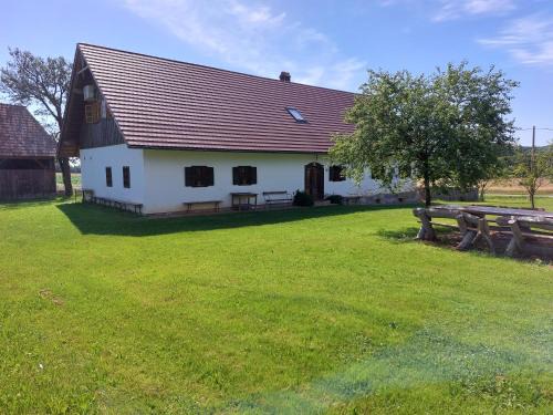Tisina House | Grafonževa domačija