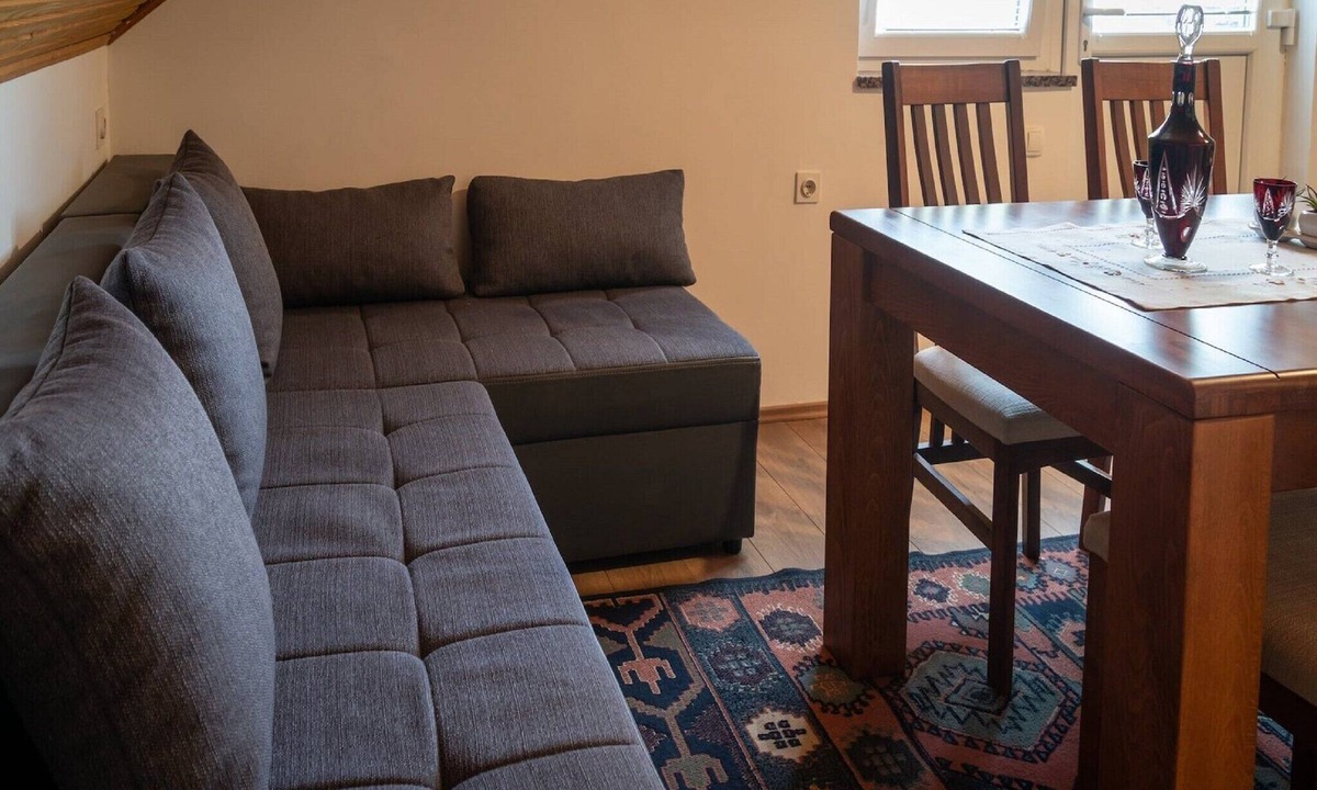Lokve Apartment | Green Area Apartments Kremžar - Attic Apartment With Balcony